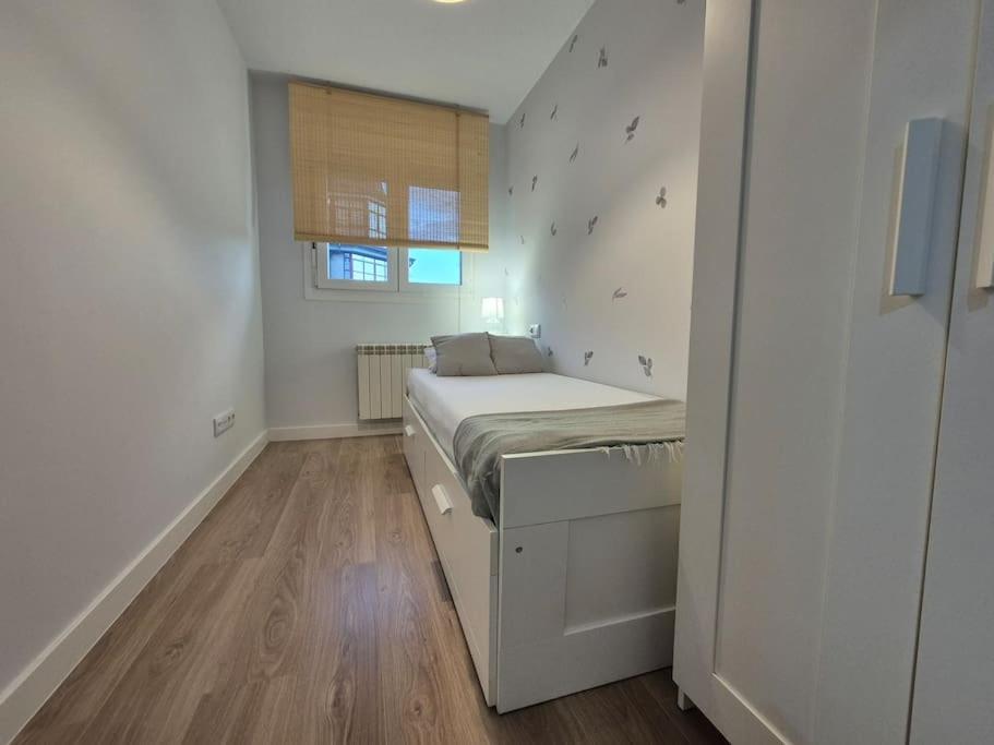 Apartamento 650a Acogedor Con Garaje *
